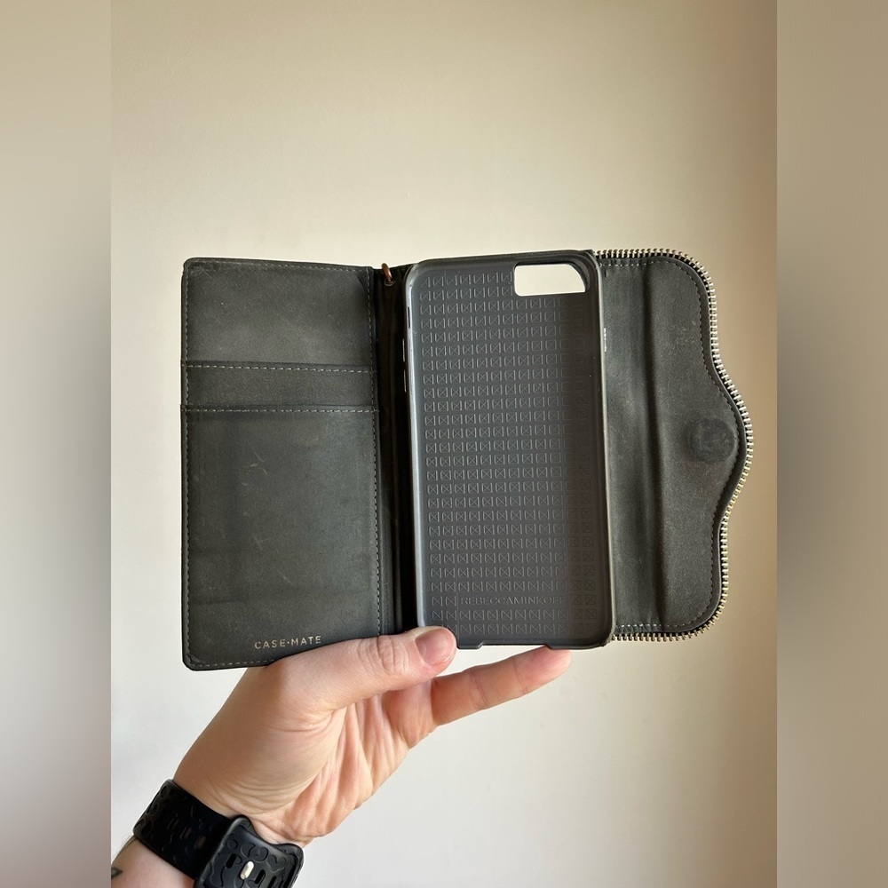 Rebecca Minkoff Leather Smart Phone Wallet With Wrist Strap. - Picture 5 of 5